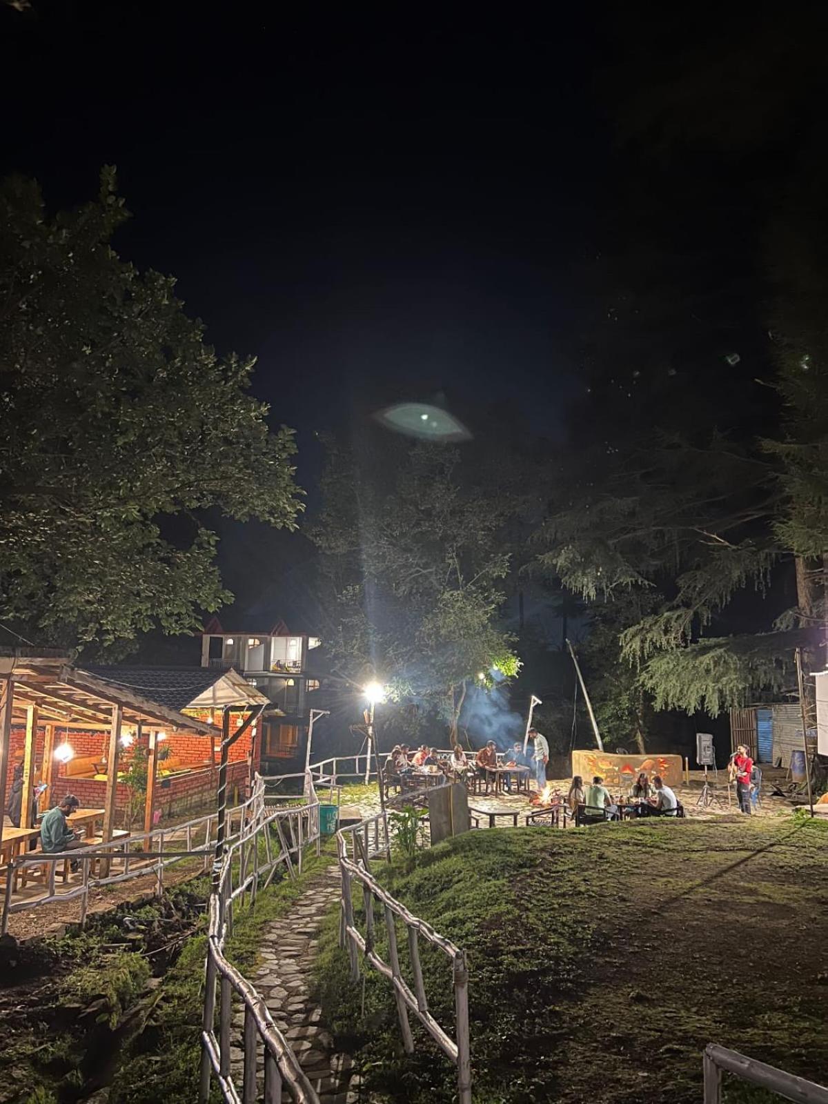 Himtrek Stays,Mcleodganj Маклеод-Гандж Екстер'єр фото