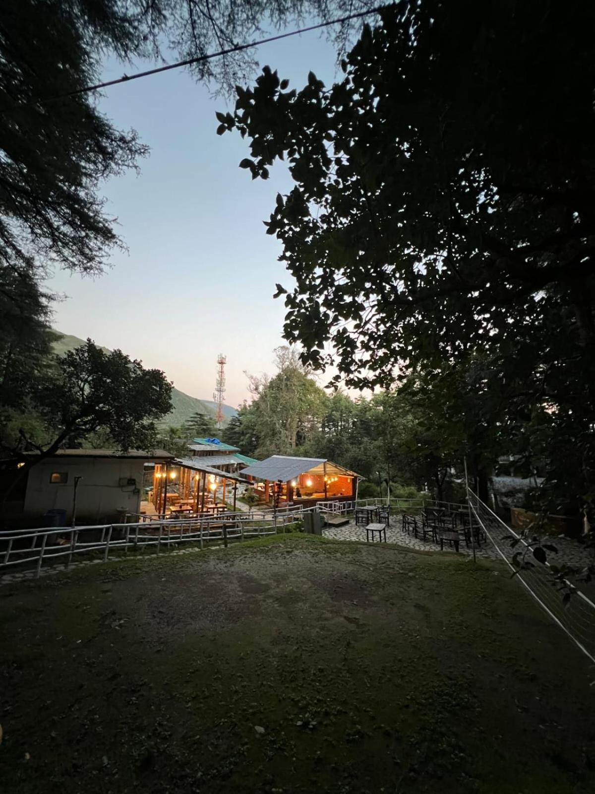 Himtrek Stays,Mcleodganj Маклеод-Гандж Екстер'єр фото