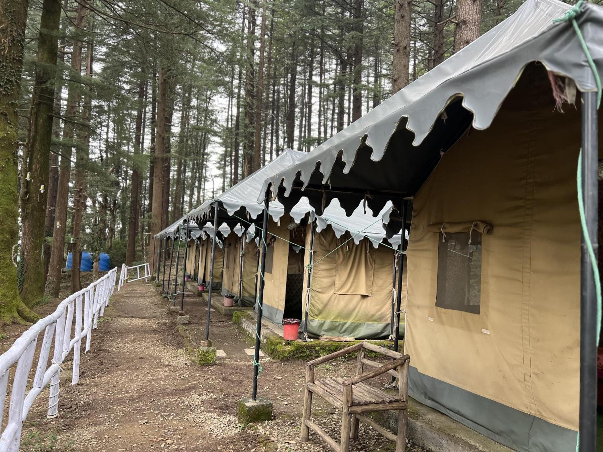 Himtrek Stays,Mcleodganj Маклеод-Гандж Екстер'єр фото